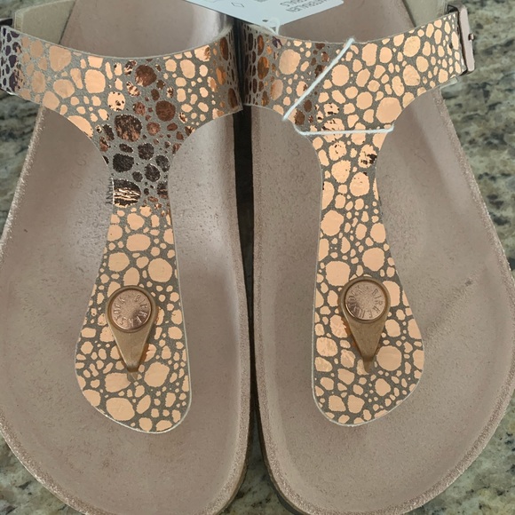 SOLD! Birkenstock Gizeh size 37 - Picture 2 of 7